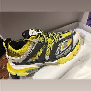 Men balenciaga sneakers size 40